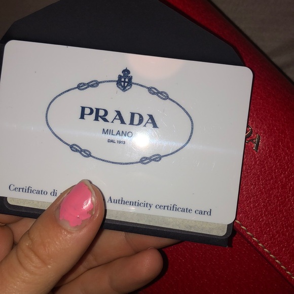 Prada clutch - Picture 5 of 5